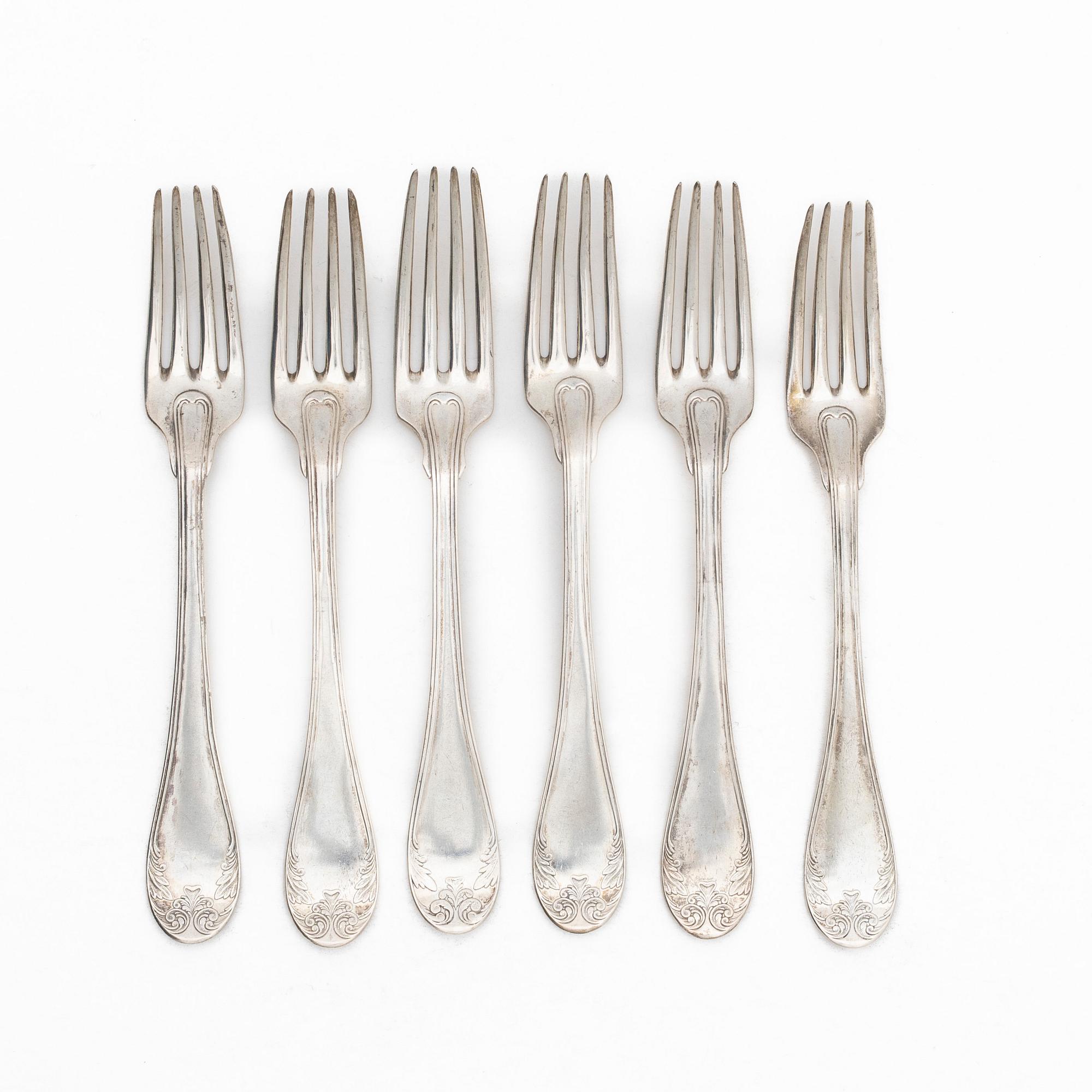 Twelve pieces of silver cutlery, "Gammal fransk", Adolf Zethelius, Stockholm, early decades of the 19th century.