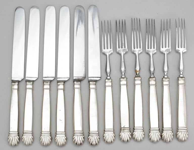 BESTICK, 12 st, delvis silver, otydliga stämplar, 1900-tal.