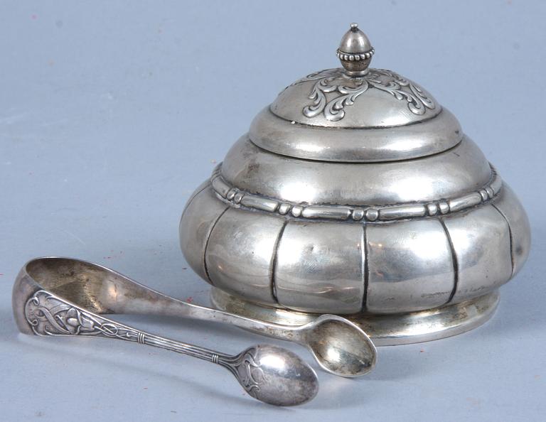 SOCKERSKÅL samt TÅNG, silver, CGH, Stockholm, 1922.