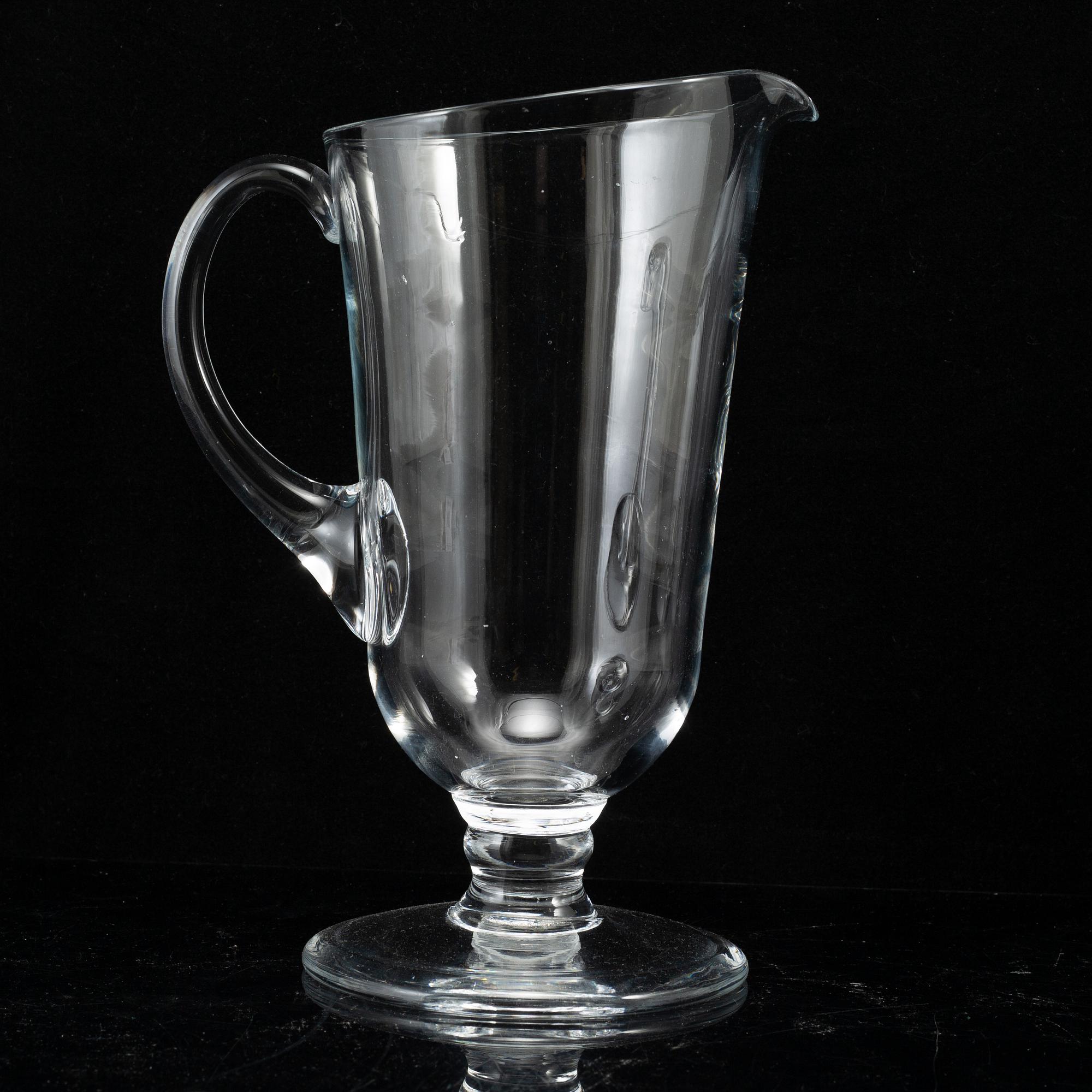 MATS THESELIUS, a 20 pieces glass service, "Körsbärstjuven", designed ca 2000 for Reijmyre, Sweden, never in production.