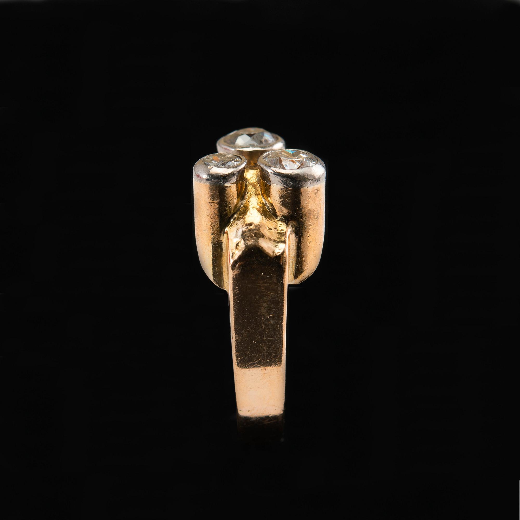 SORMUS, Björn Weckström. Vanhahiontaisia timantteja n. 0.85 ct, Kruunu-Koru Oy Helsinki 1965. Paino 7,8 g.
