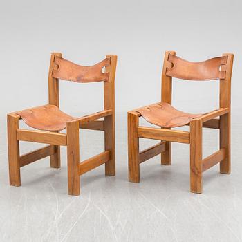 Six French 1960s chairs.