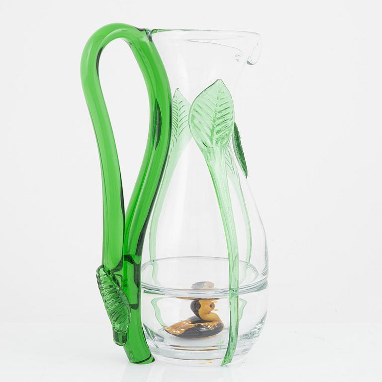 Ernst Billgren, kanna, glas, "New friends". Kosta Boda, signerad.