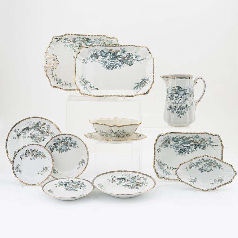 An 88-peice 'Wexiö Guld' creamware dinner service, Gustavsberg, early 20th Century.