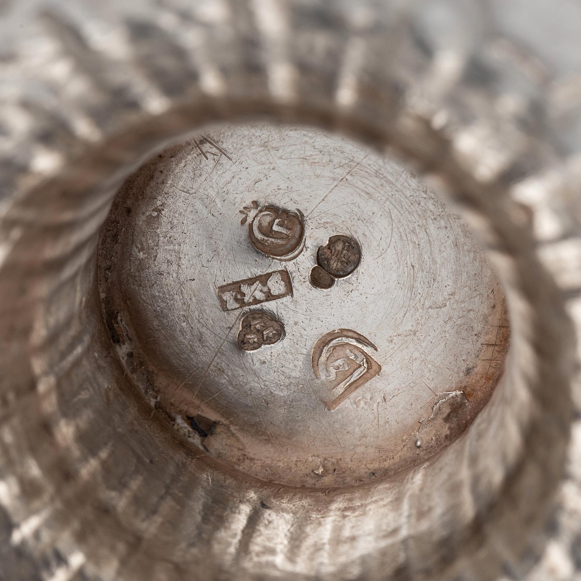 A pair of Swedish Gustavian silver sugar-bowls, mark of Johan Malmstedt, Gothenburg 1786.