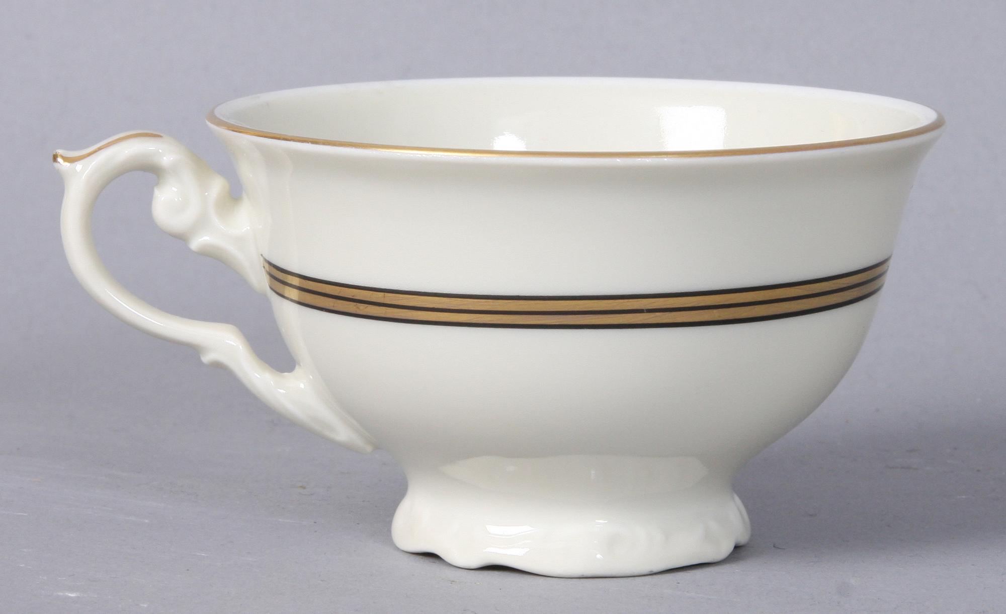 KAFFESERIVS, 35 delar, porslin, "Victoria".