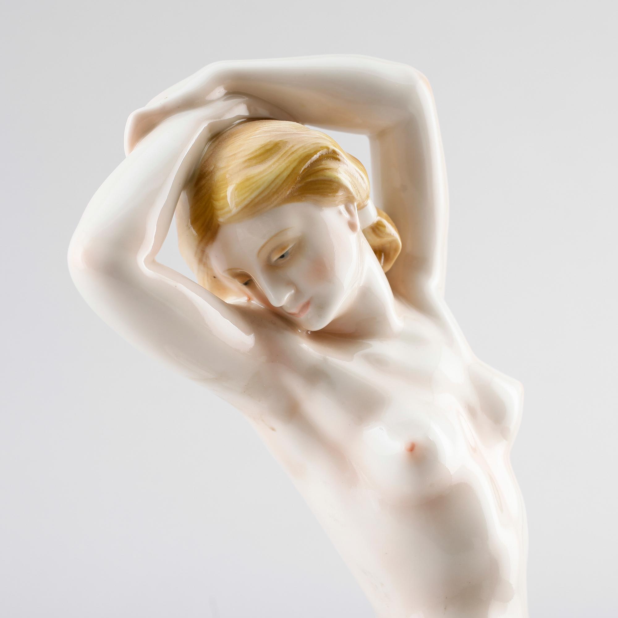 FIGUR, Ens, 1900-talets mitt.