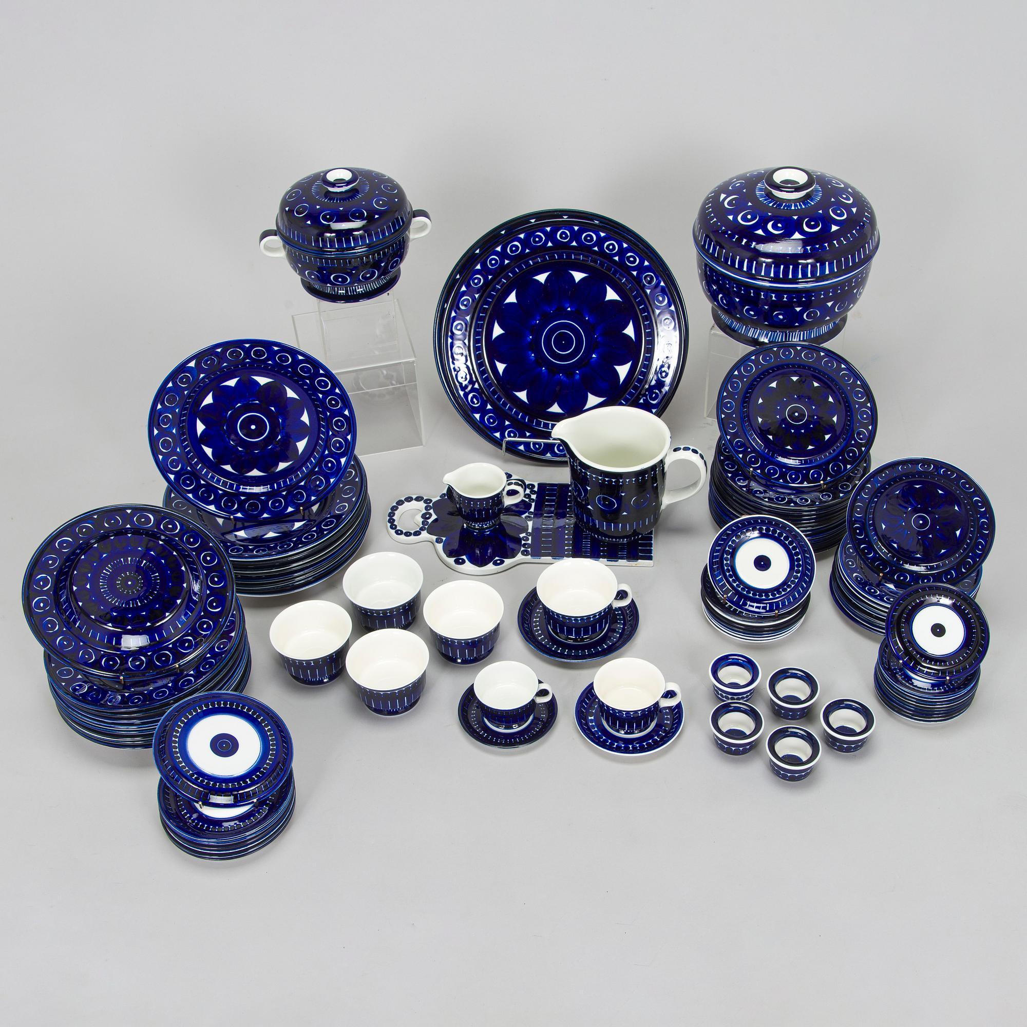 Ulla Procopé, mat- och kaffeservis, 82 delar, "Valencia", Arabia 1960-tal.