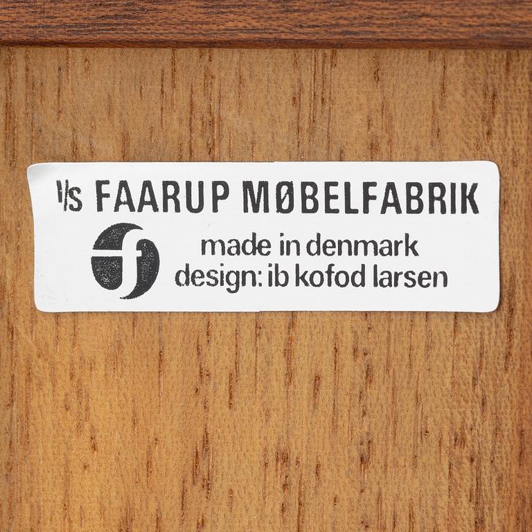 Ib Kofod-Larsen, sideboard, modell "FA-66", Faarup Møbelfabrik, Danmark, 1950/60-tal.