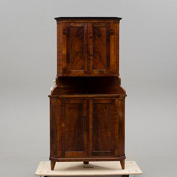 HÖRNSKÅP, sent 1800-tal.