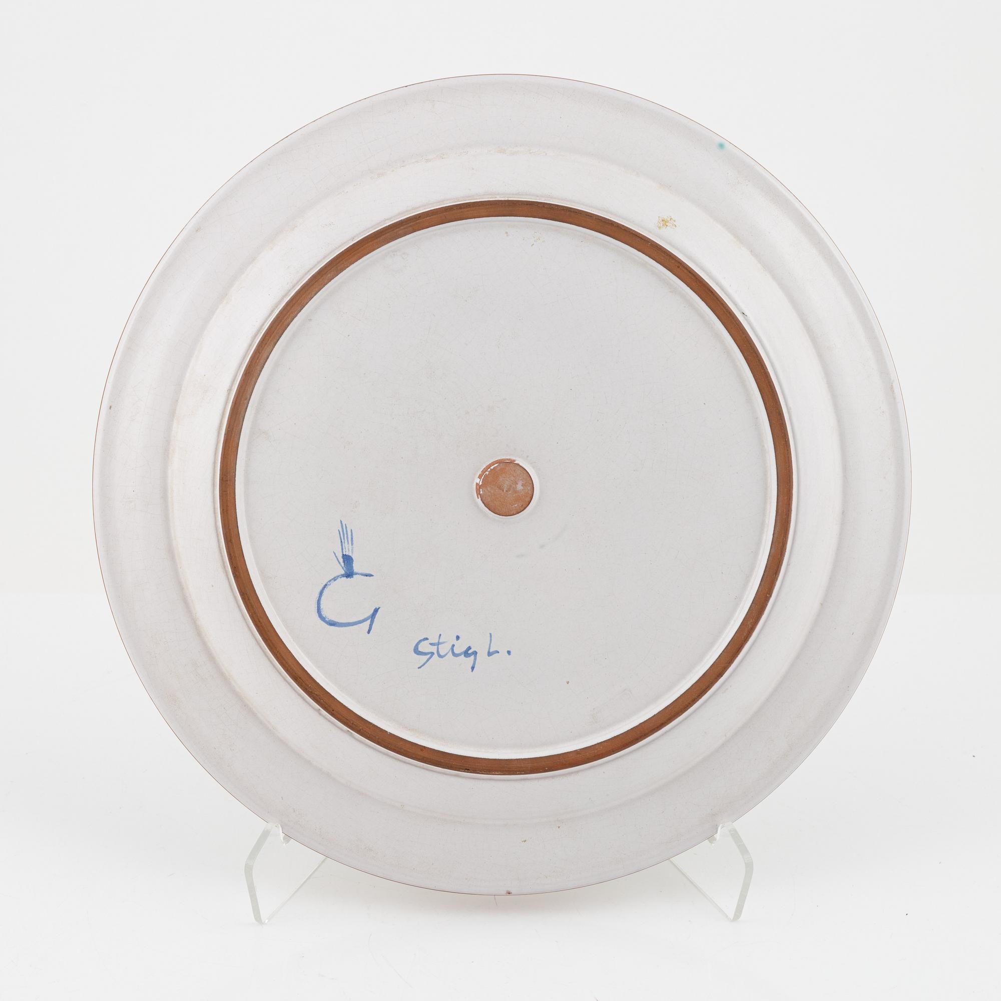 Stig Lindberg, a faience dish, Gustavsberg studio, Sweden 1940-50s.
