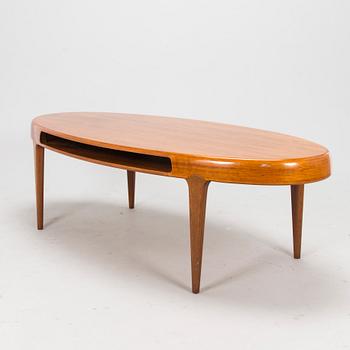 Johannes Andersen, an early 1970s ' Capri' coffee table for Trensum.