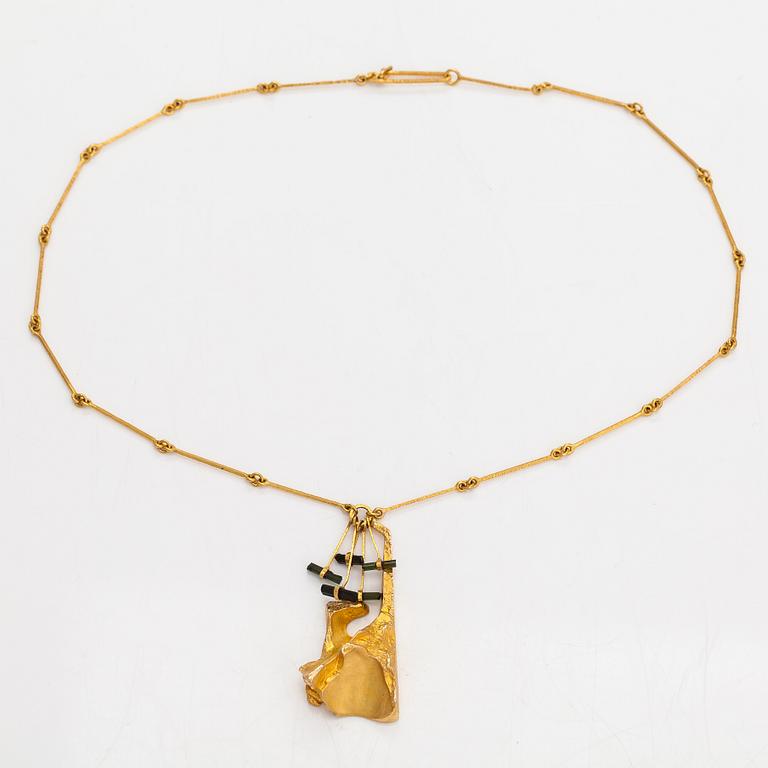 Björn Weckström, a 14K gold and tourmaliner necklace "Semiramis". Lapponia 1973.