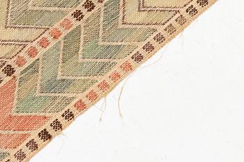 Märta Måås-Fjetterström, a drape, "Rågen", flat weave, ca 275 x 127 cm, signed AB MMF.