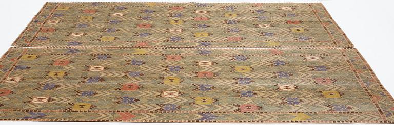 Märta Måås-Fjetterström, drapes, 1 pair, "Rågen", flat weave, ca 272-274 x 121,5-125 and 274,5 x 123,5-126 cm, both signed AB MF.