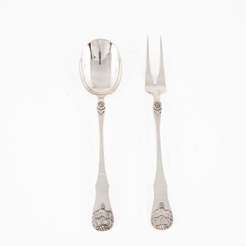 A pair of Norwegian Silver Serving Cutlery, David Andersen, circa 1910-20.