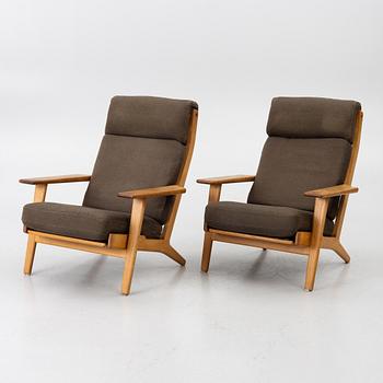 Hans J. Wegner, Armchairs, a pair, GE-290, Getama, Gedsted,