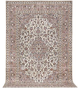 A Kashan carpet, c. 357 x 240 cm.