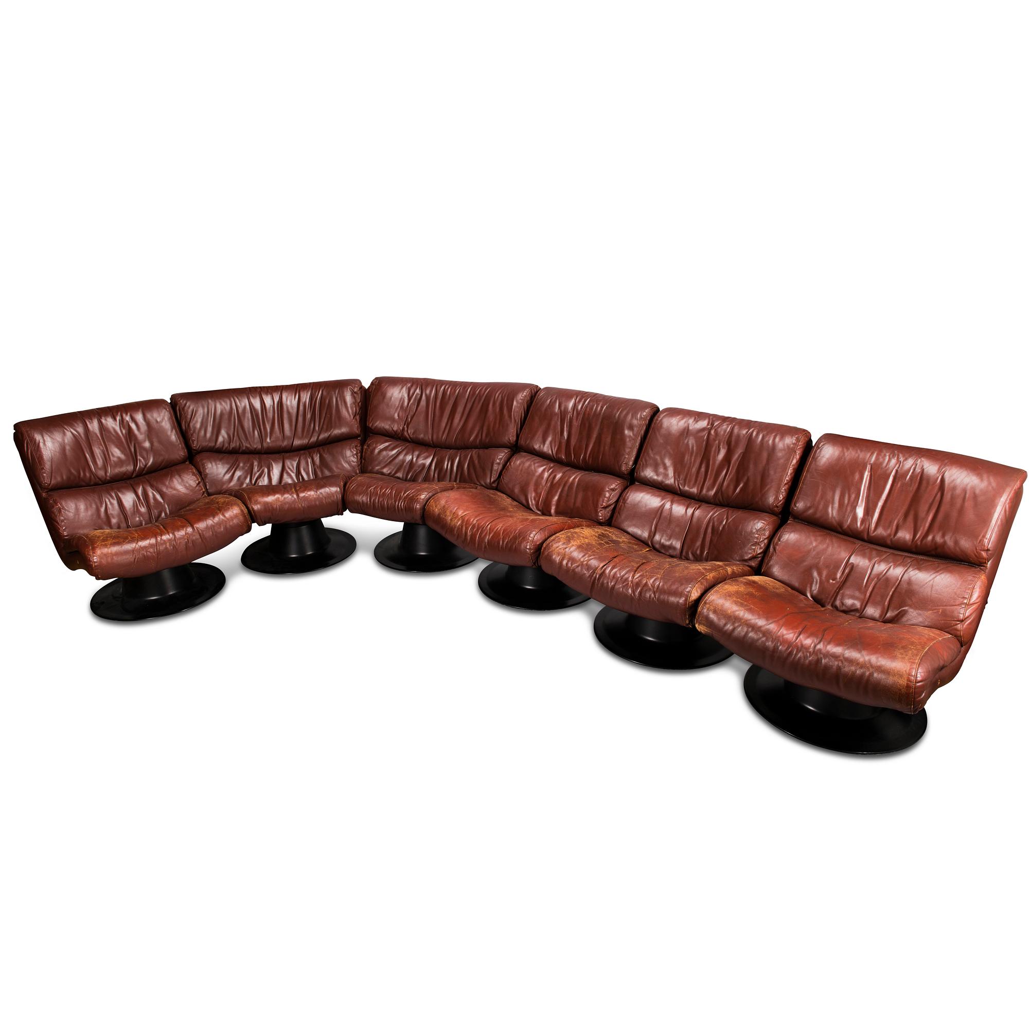 YRJÖ KUKKAPURO, Kulmasohva, "Saturnus", Avarte 1980-luvun alku.