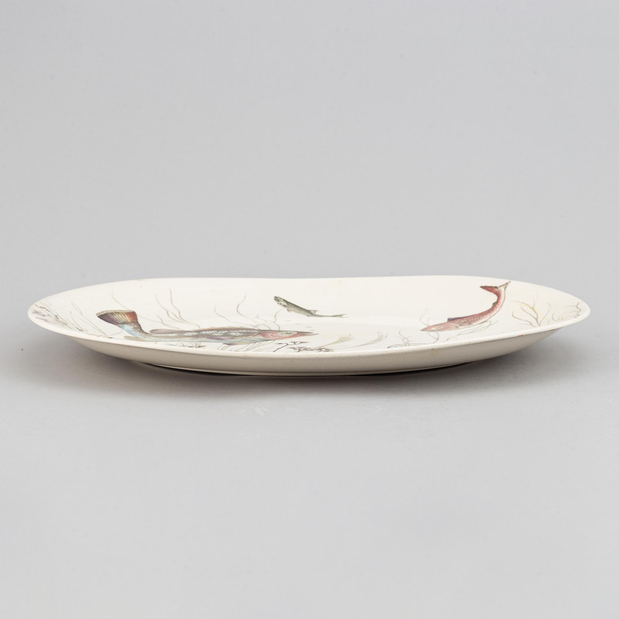 A part dinner service, Johnson Bros, England, "Fish". (16 pieces).