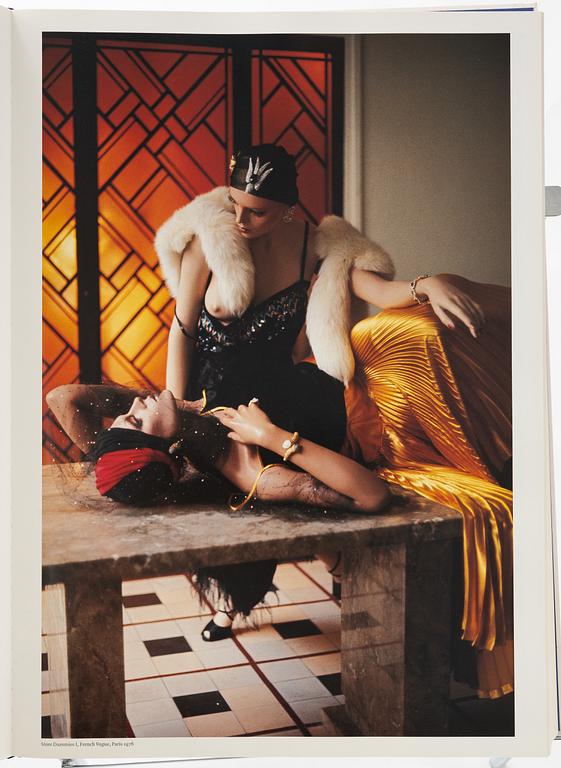 Helmut Newton, "SUMO", 1999.