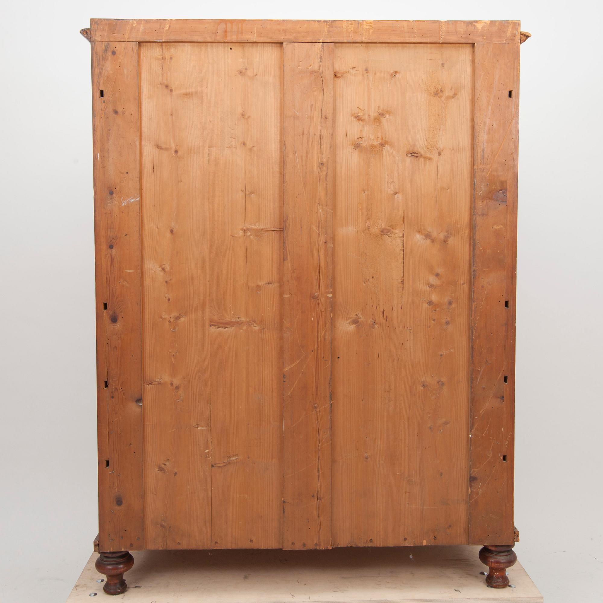 CHIFFONJÉ, biedermeier, 1800-talets senare hälft.