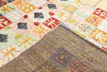 A rug, Morocco design, approx. 296 x 208 cm.