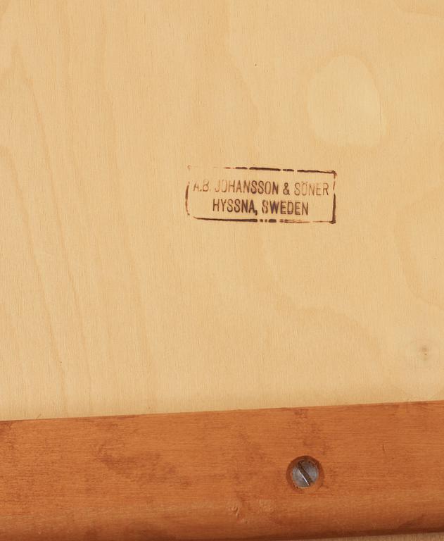 SKRIVBORD samt KARMSTOL, Johansson & Söner, Hyssna, 1950/1960-tal.