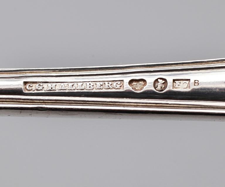 BESTICK, 16 delar, silver, CG Hallberg, Stockholm 1895. Total vikt med stålblad ca 1360 gram.