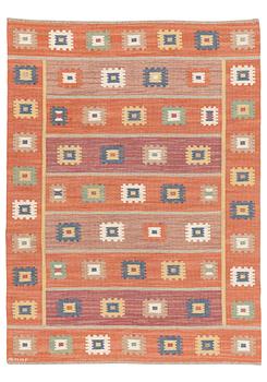 Märta Måås-Fjetterström, A carpet, "Röd grön äng", flat weave, ca 262 x 198 cm, signed AB MMF.