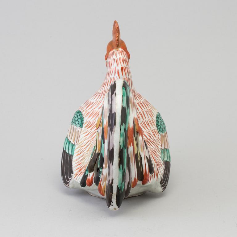 A 20th cnetury Chinese porcelin rooster.