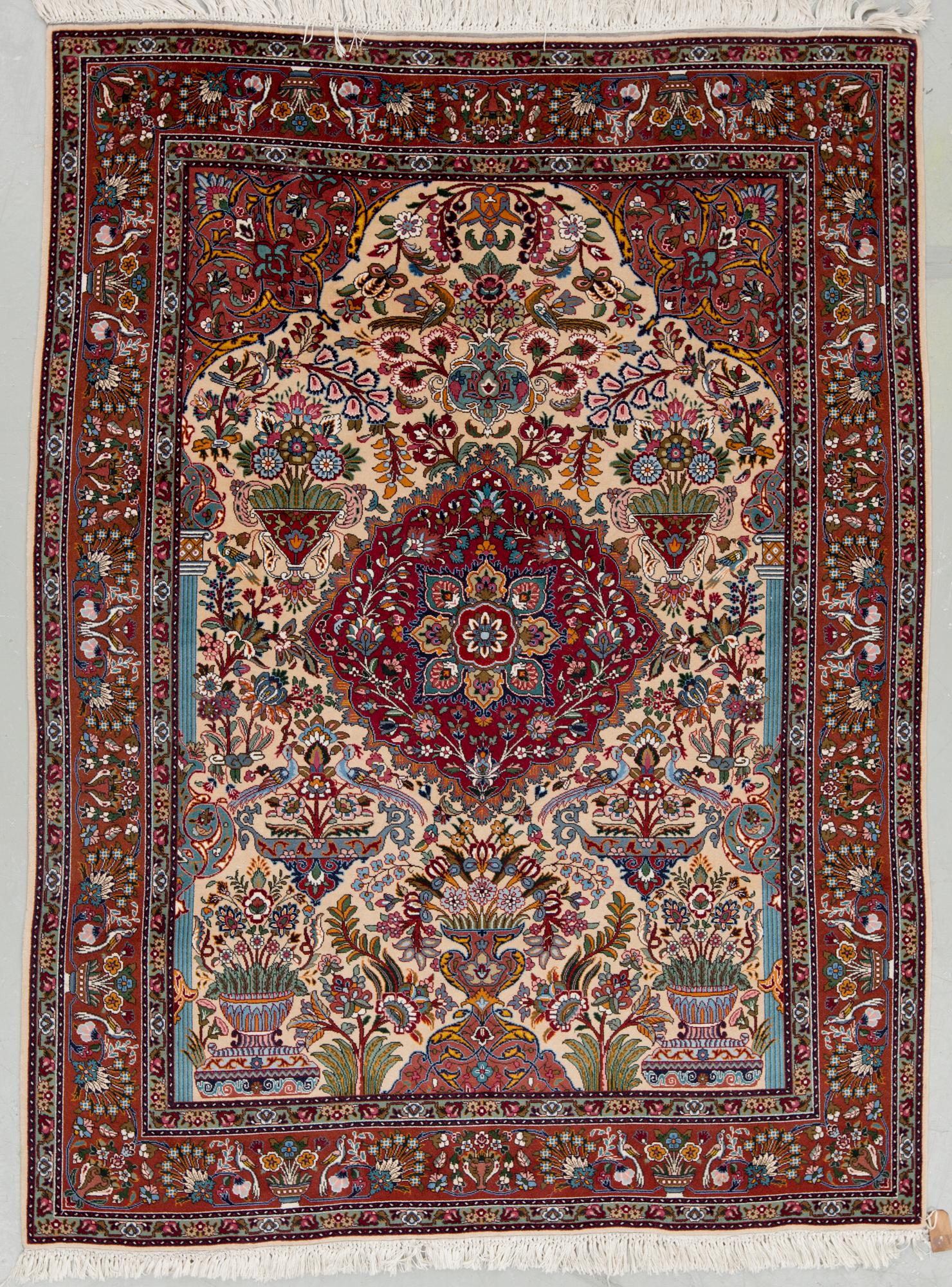 MATTA, Täbris, part silk. Ca 195x148 cm.