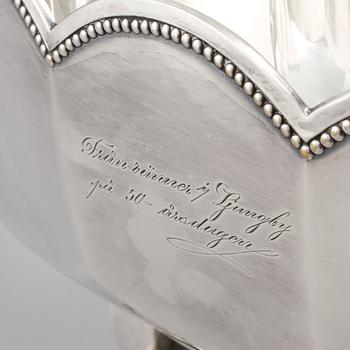 JARDINJÄR, nysilver och glas, 1900-talets första kvartal.