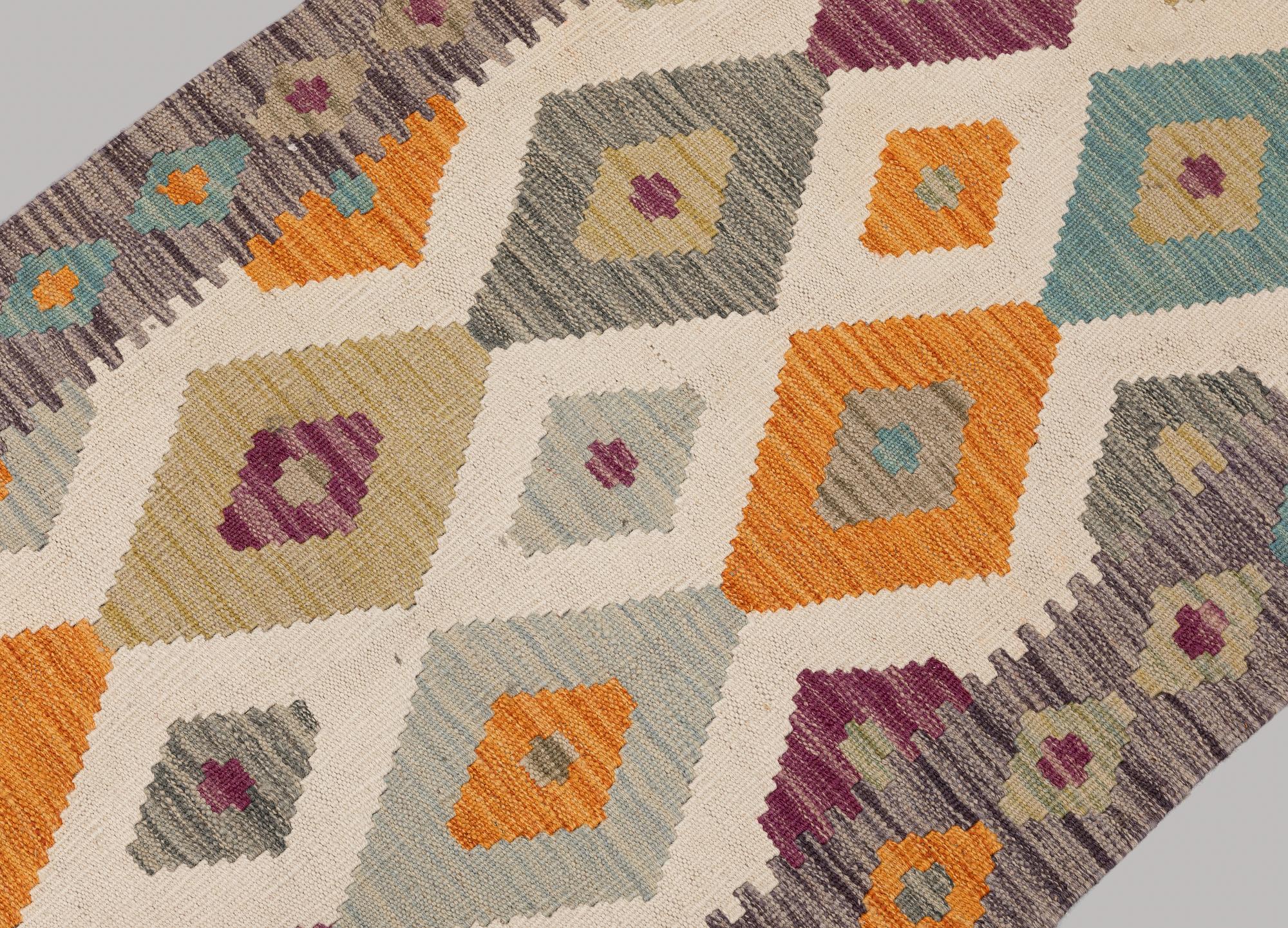 A Kilim runner, approx. 291 x 70 cm.