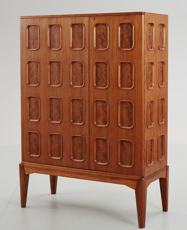 A Carl Cederholm mahogany cabinet, Stil & Form, Stockholm 1940's-50's.