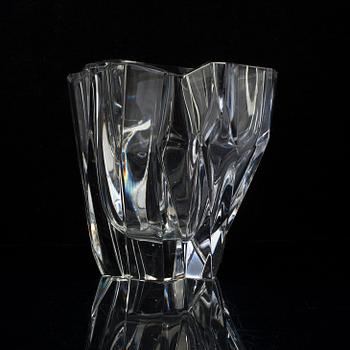 A glass bowl by Tapio Wirkkala for Iitala, 1958.