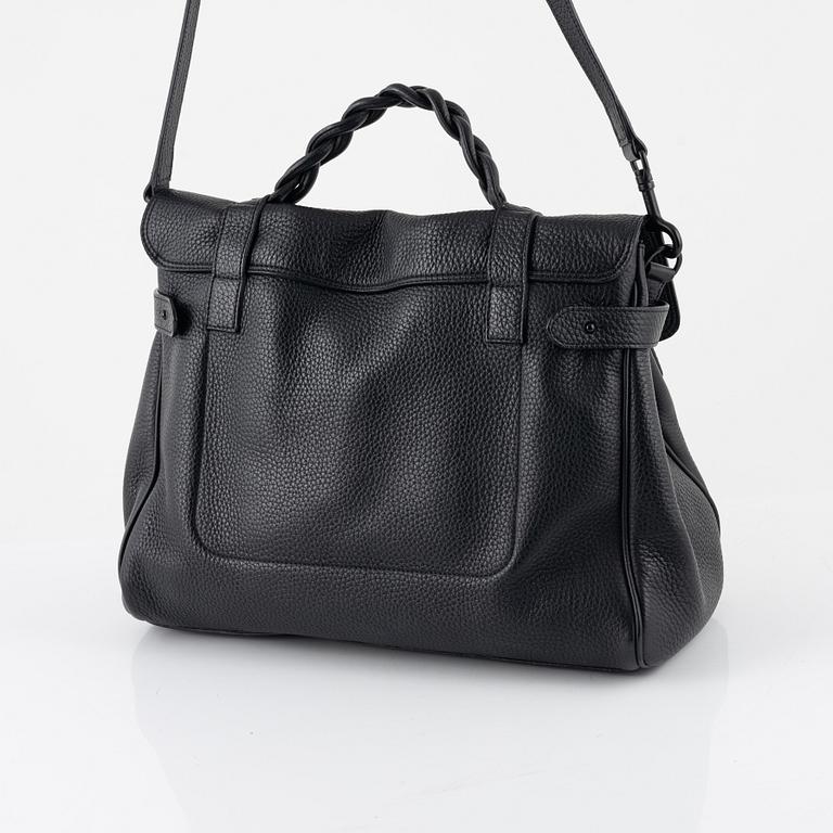 Mulberry, an 'Alexa oversized' handbag.