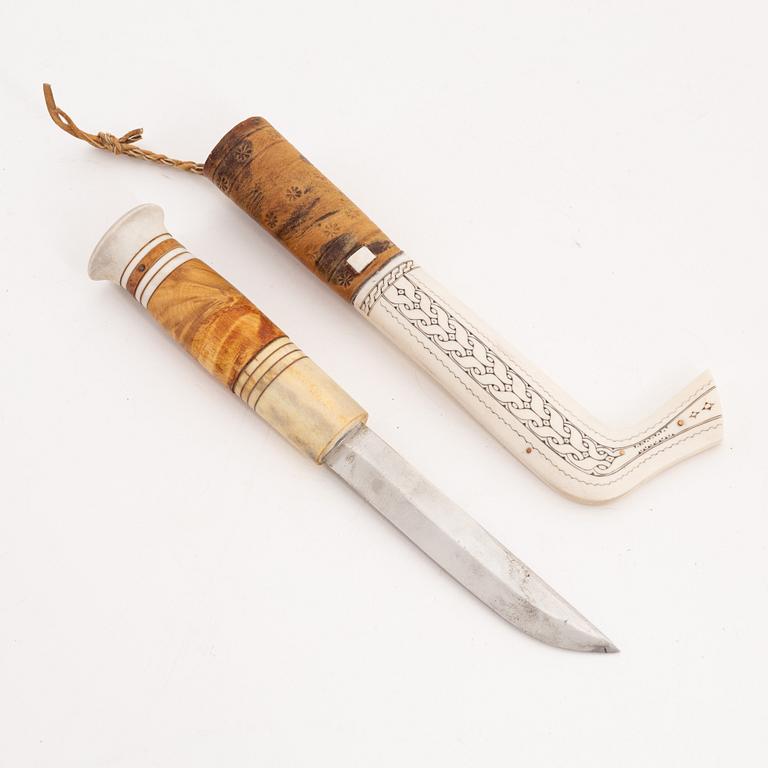 A reindeer horn knife by Per Sunna, before 1965, signed.