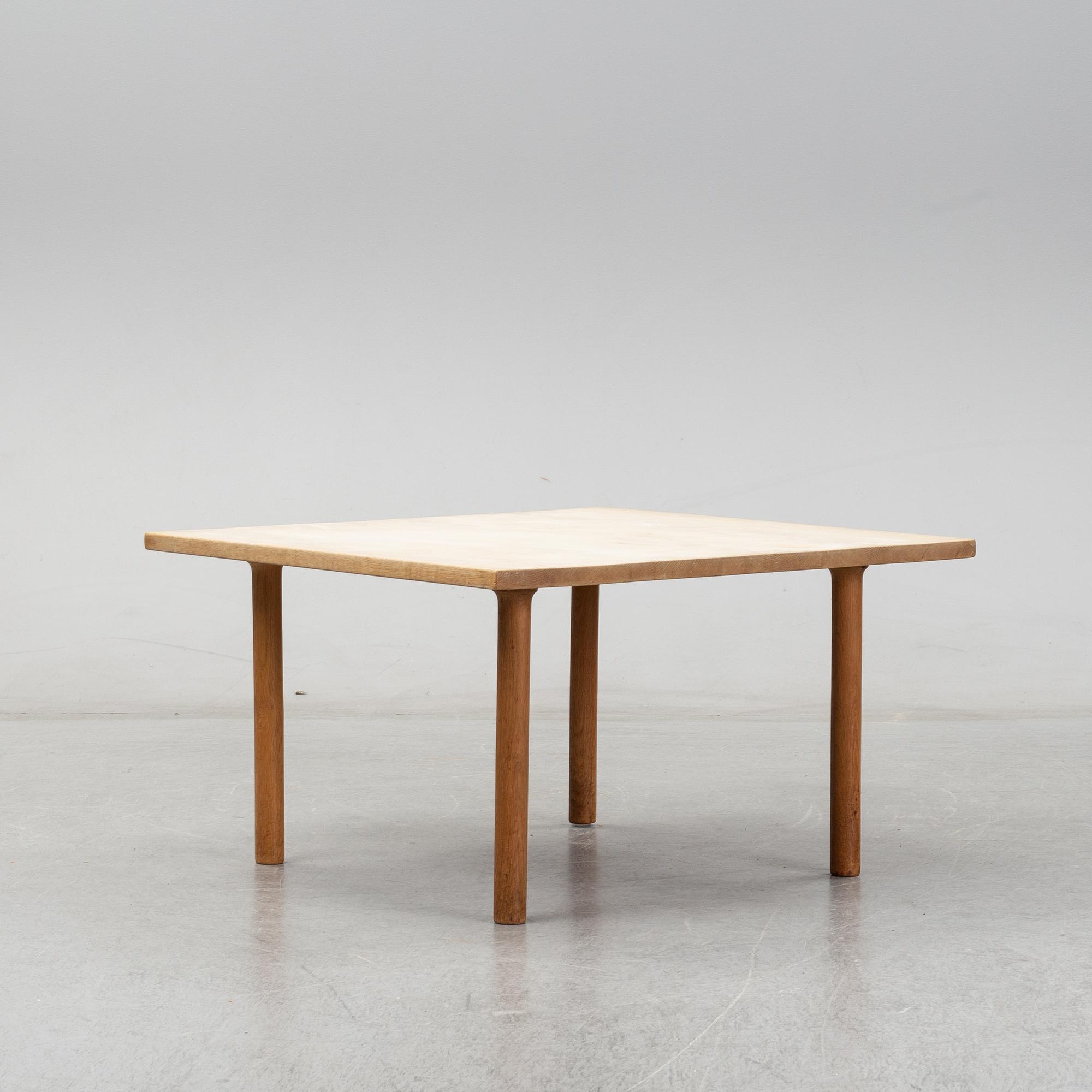 An oak coffee table by Hans J Wegner for Andreas Tuck.
