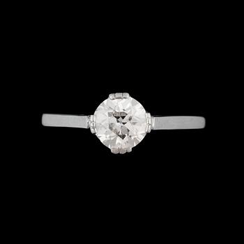 953. A old-cut diamond app. 1.00 cts ring.