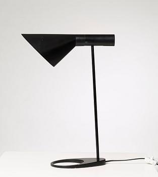 ARNE JACOBSEN, bordslampa "AJ", Louis Poulsen, Danmark.