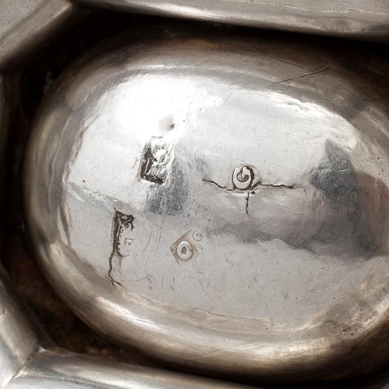 A pair of 18th century silver salt cellars, mark of Mary Rood, London 1722.