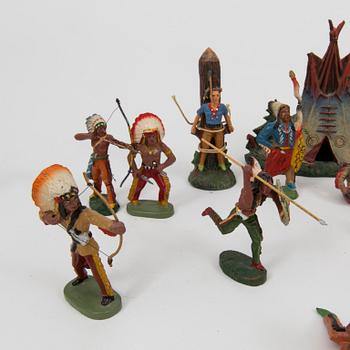 A lot of 35 Elastolin and Leyla figures, Germany, 1930/40s.