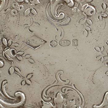 SENAPSKAR, silver, möjligen Nederländrna, 1900-talets första hälft. Vikt ca 154 gram.