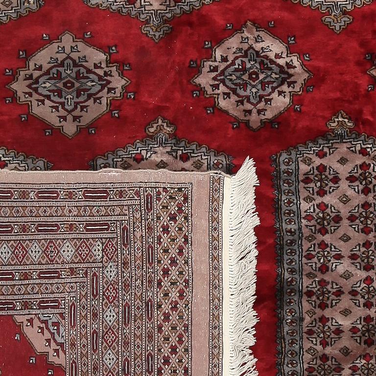 MATTA, Bochara. Ca 300 x 226 cm.