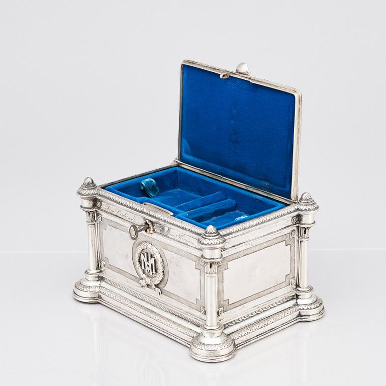 A German mid- 19th century silver jewelry box, mark of Brahmfeld & Gutruf, Hamburg.