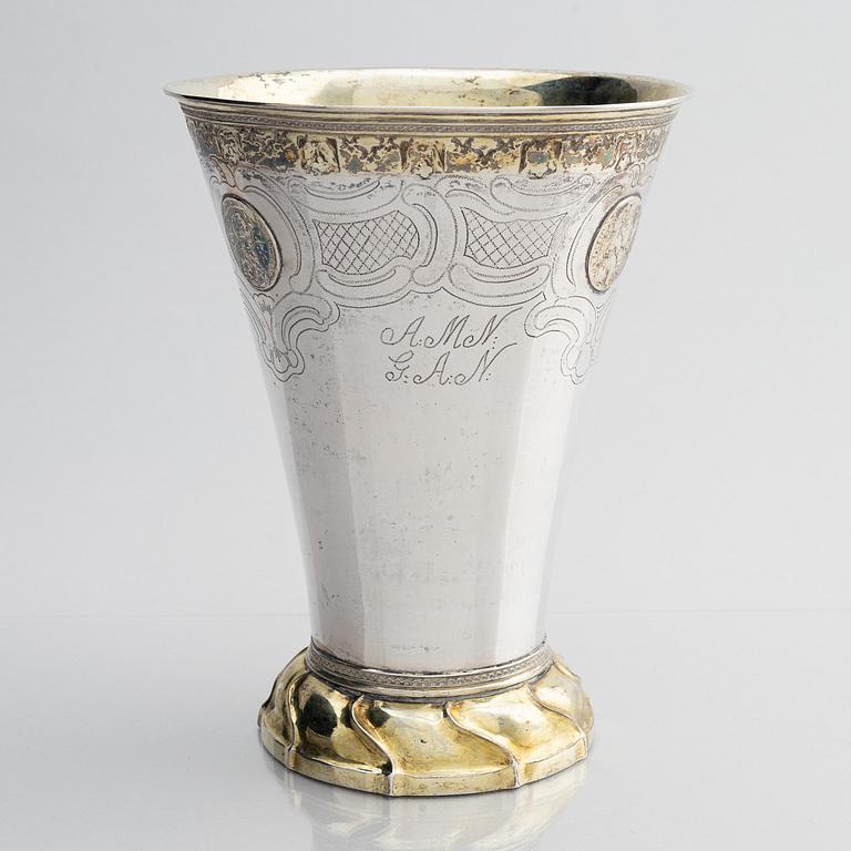 Simson Ryberg, bägare, delvis förgyllt silver, Stockholm 1779. Gustaviansk.