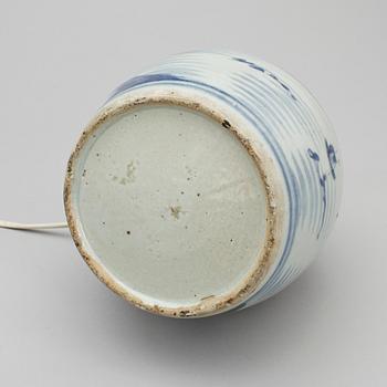 KRUS/BORDSLAMPA, porslin, mestadels Kina, 1800-tal.
