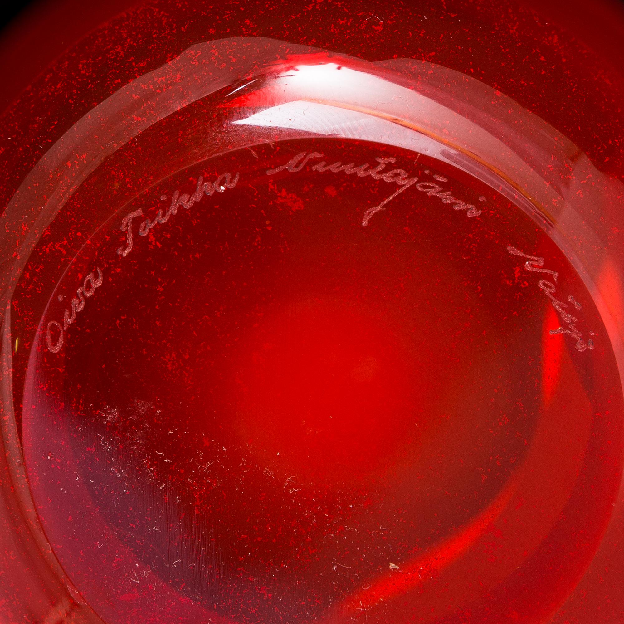 Oiva Toikka, A Pompom glass vase, signed Oiva Toikka Nuutajärvi Notsjö.