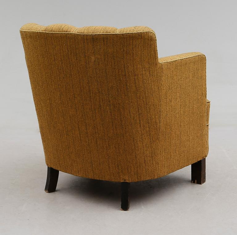 FÅTÖLJ, 1900-talets första hälft.